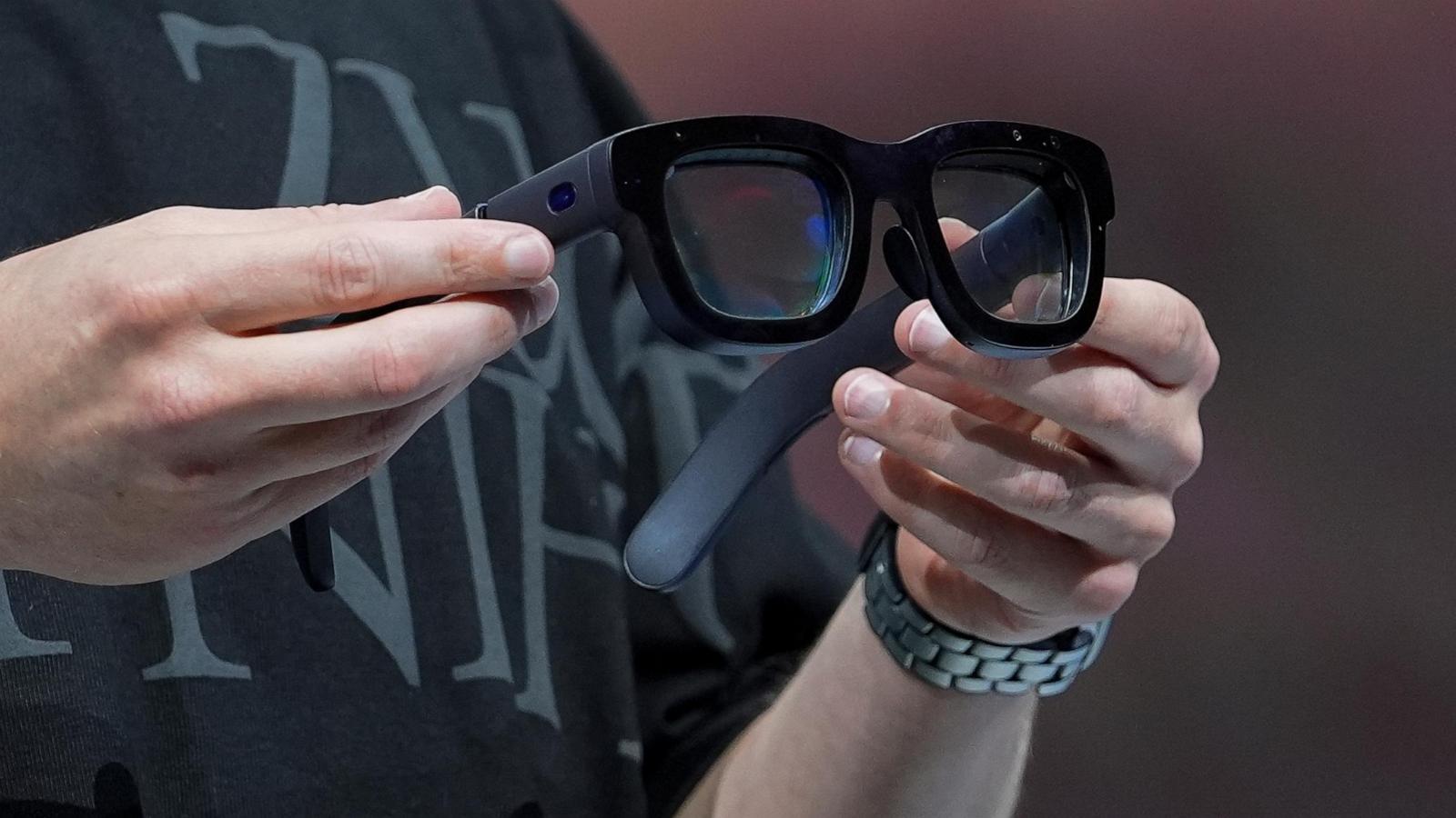 Ray-Ban Meta Smart Glasses: A Double-Edged Sword of Modern Technology